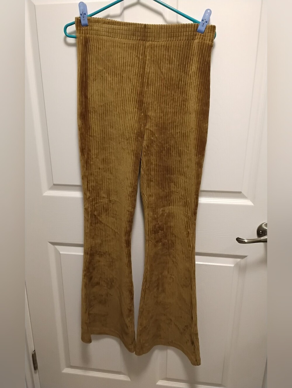 Aerie Wide Wale Texture Pull On Stretchy High Rise Flare Bottom Pants NWT Size M